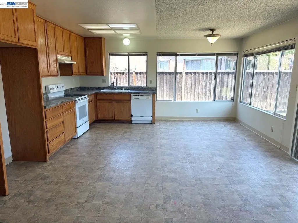 33457 Caliban Drive Fremont CA 94555