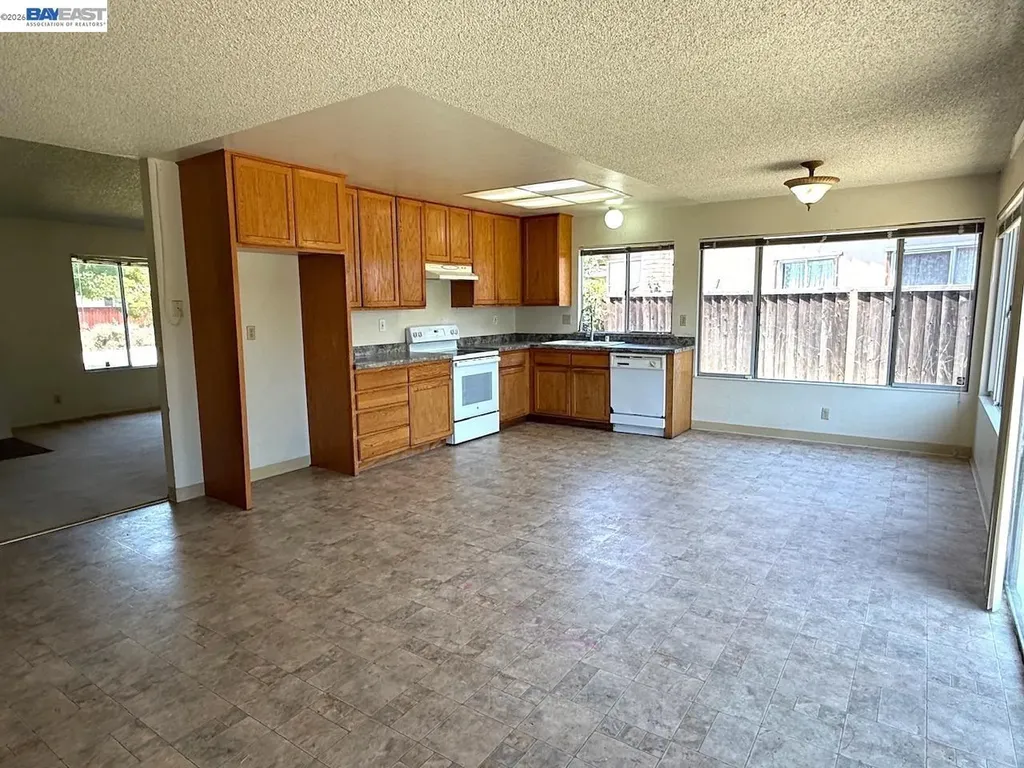33457 Caliban Drive Fremont CA 94555