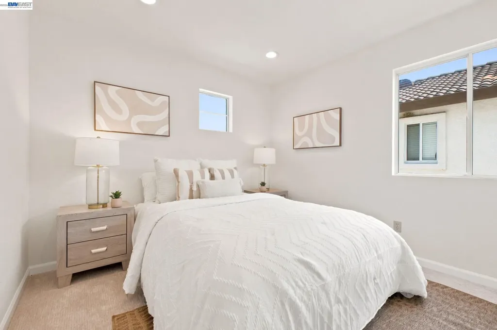 1895 Travertine Way Union City CA 94587
