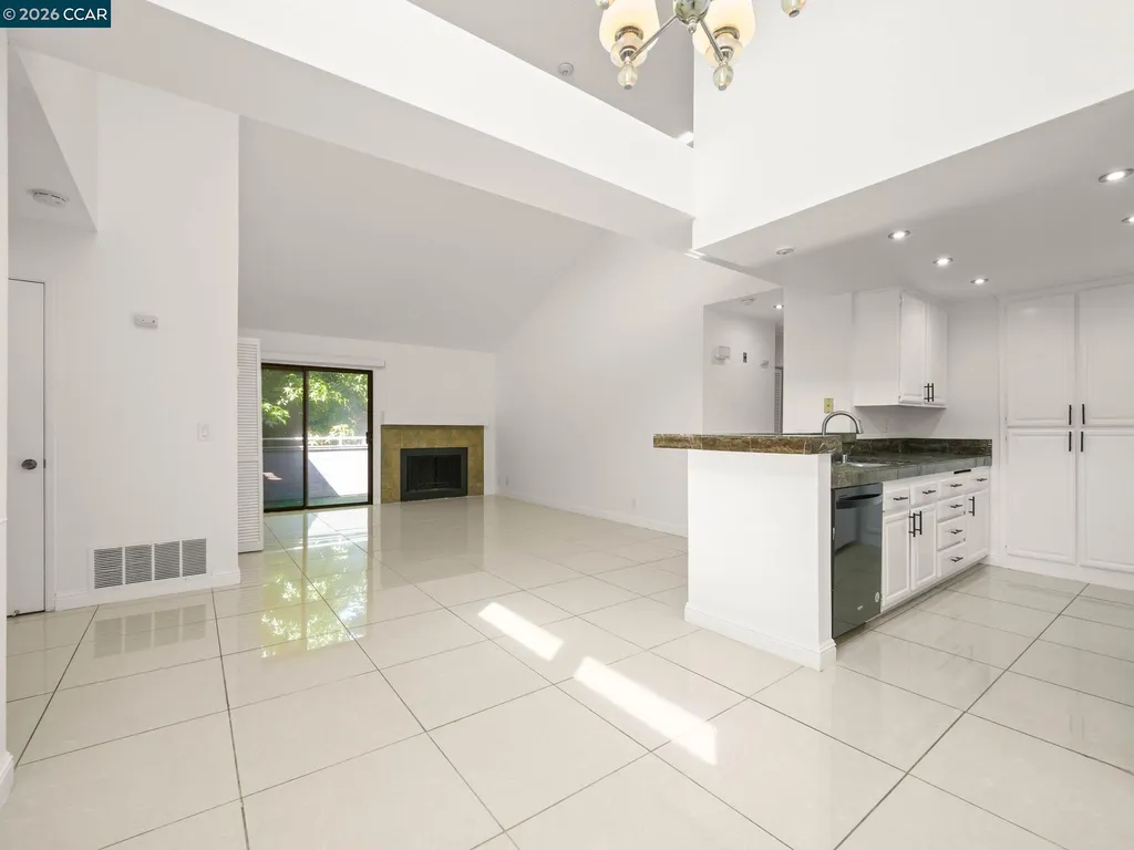 6204 Buena Vista Drive Newark CA 94560