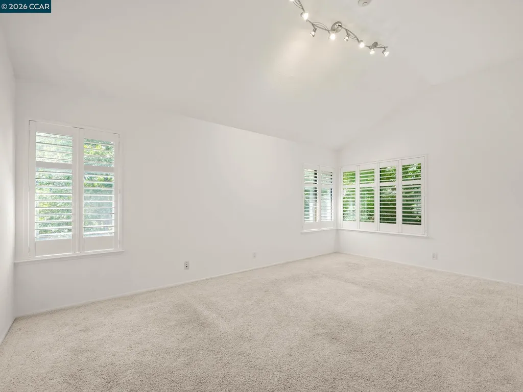 6204 Buena Vista Drive Newark CA 94560