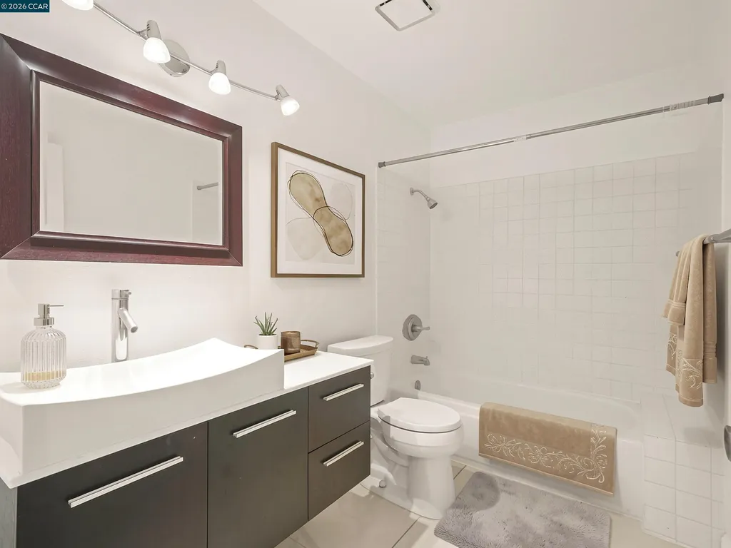 6204 Buena Vista Drive Newark CA 94560