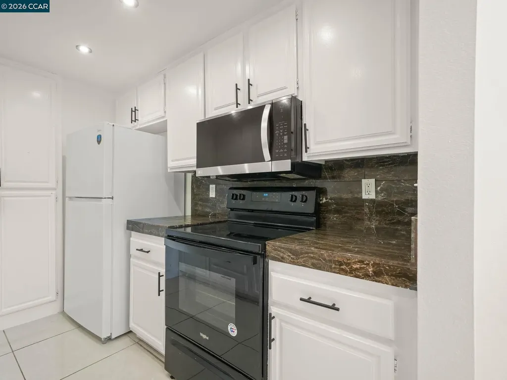 6204 Buena Vista Drive Newark CA 94560