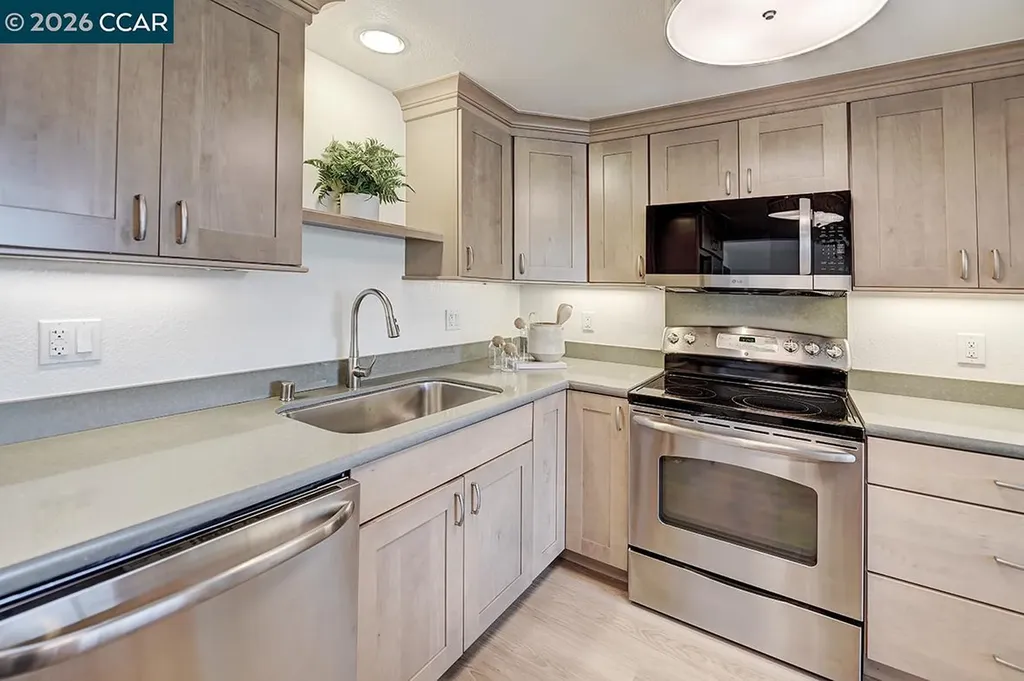 1941 Skycrest Drive Walnut Creek CA 94595