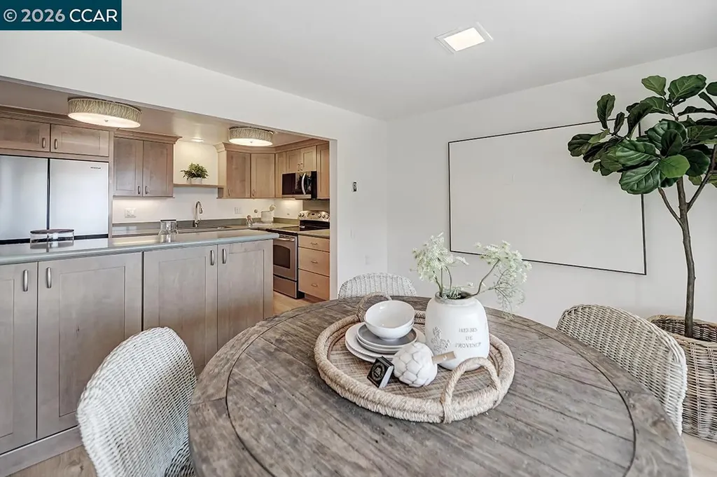 1941 Skycrest Drive Walnut Creek CA 94595