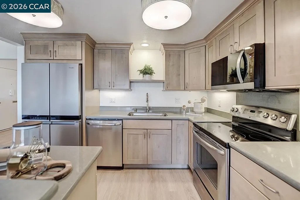 1941 Skycrest Drive Walnut Creek CA 94595