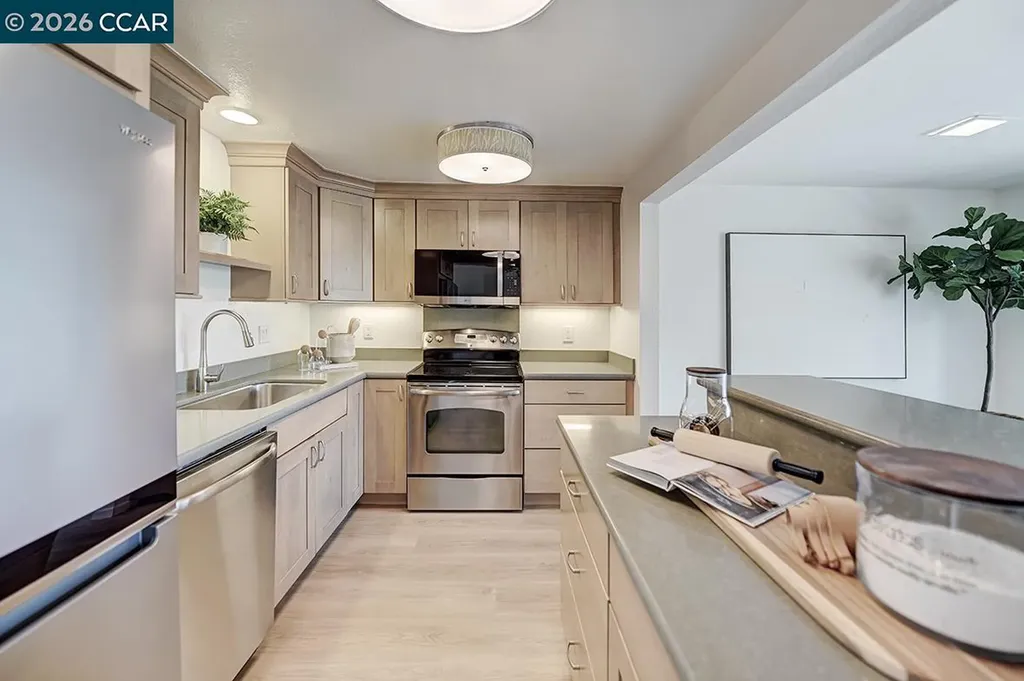 1941 Skycrest Drive Walnut Creek CA 94595