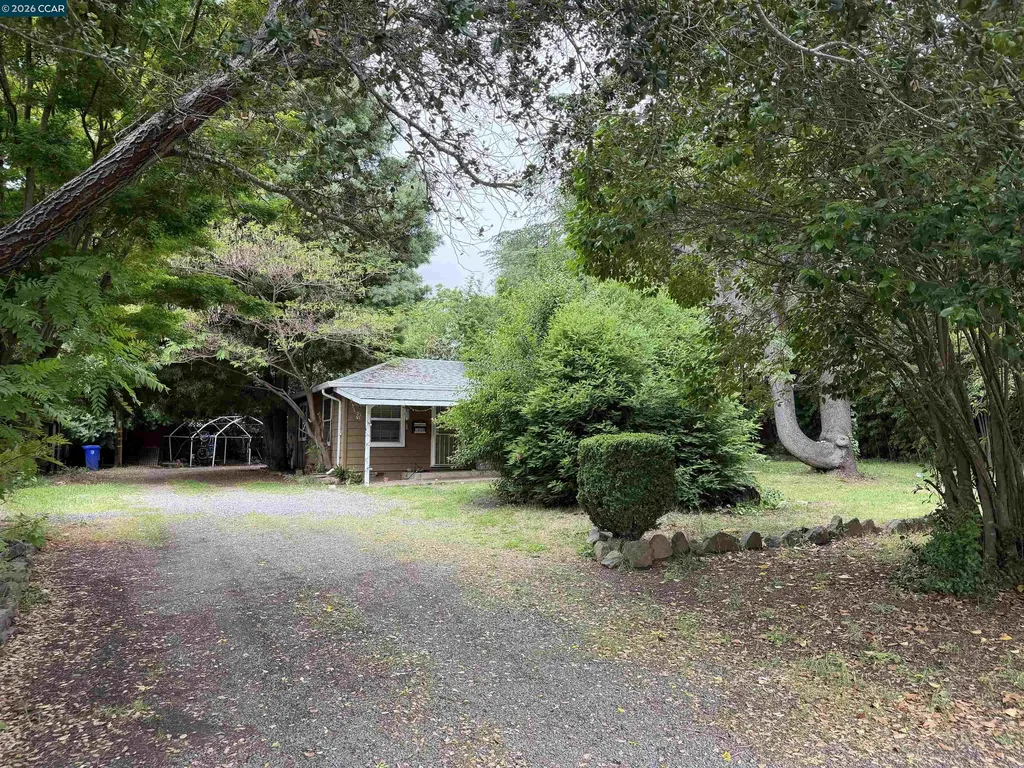 1038 Johnston Street Napa CA 94558