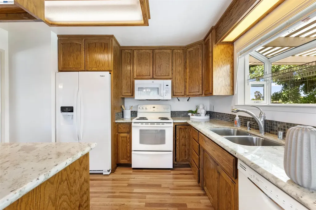 1596 Heather Lane Livermore CA 94551