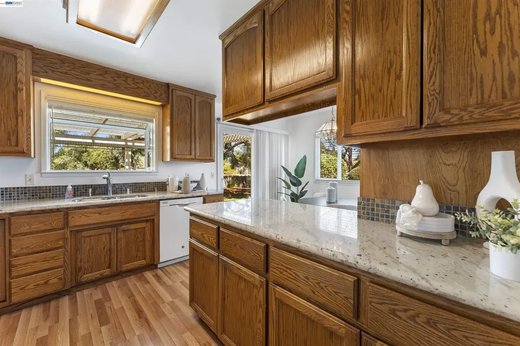 1596 Heather Lane Livermore CA 94551