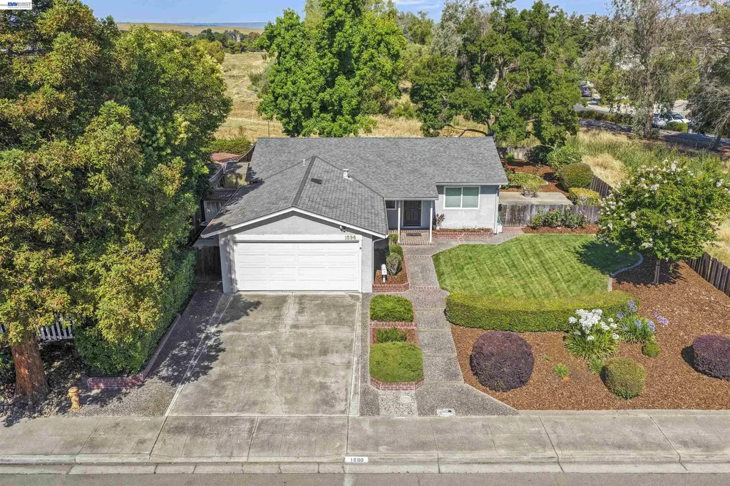1596 Heather Lane Livermore CA 94551