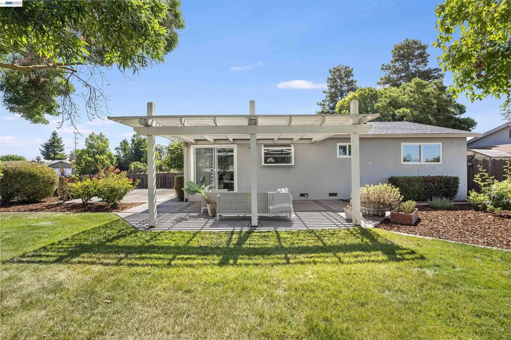 1596 Heather Lane Livermore CA 94551