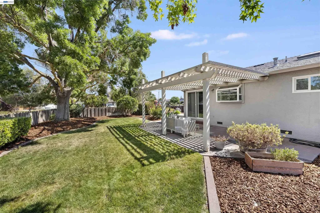 1596 Heather Lane Livermore CA 94551