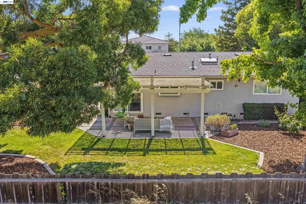 1596 Heather Lane Livermore CA 94551