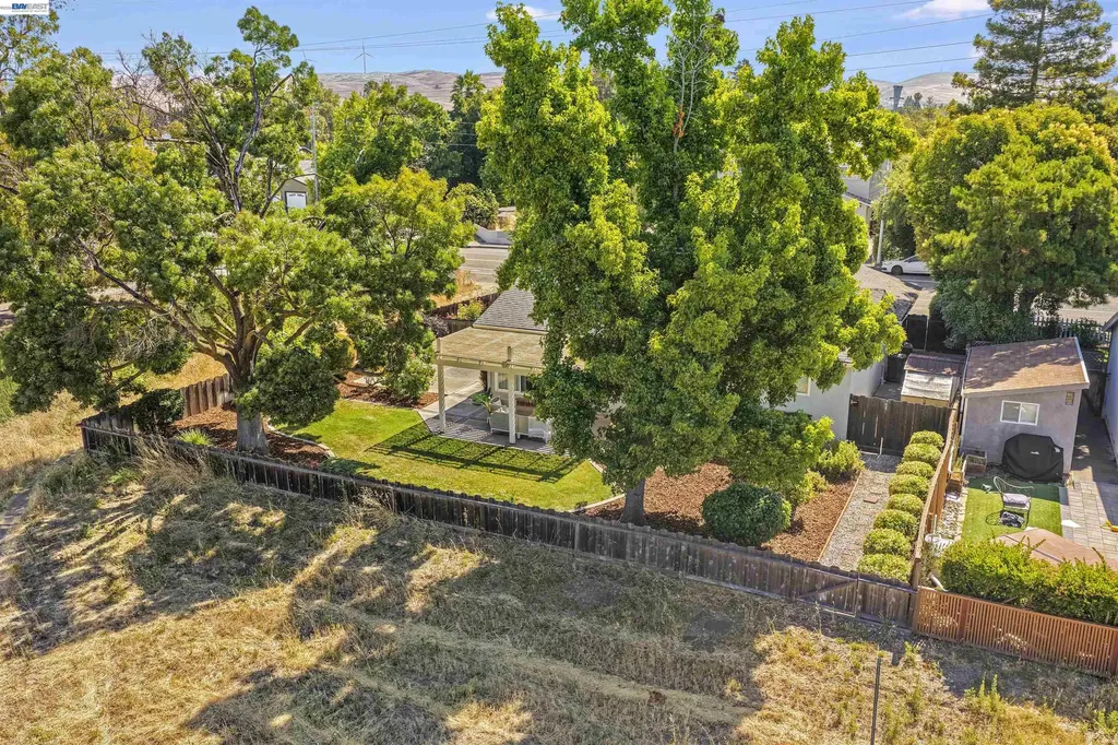 1596 Heather Lane Livermore CA 94551