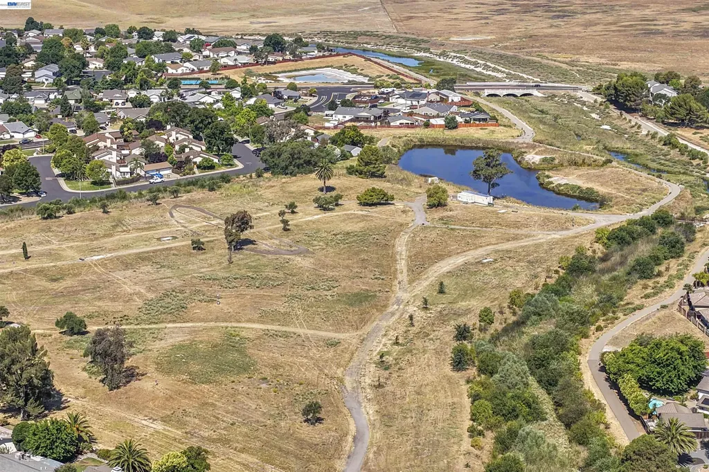 1596 Heather Lane Livermore CA 94551