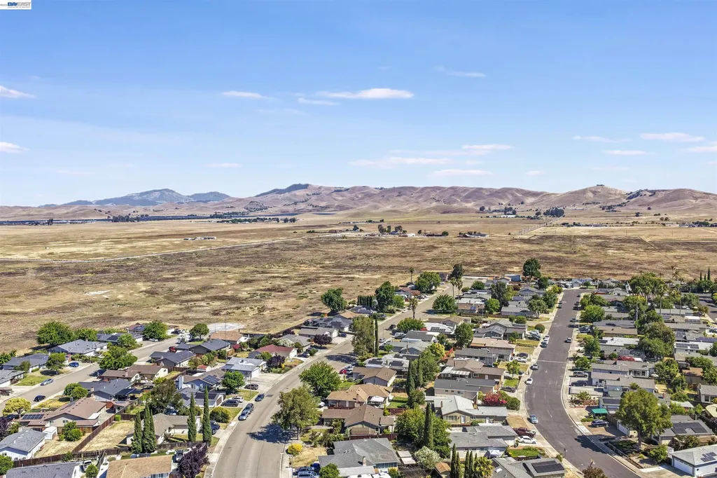 1596 Heather Lane Livermore CA 94551