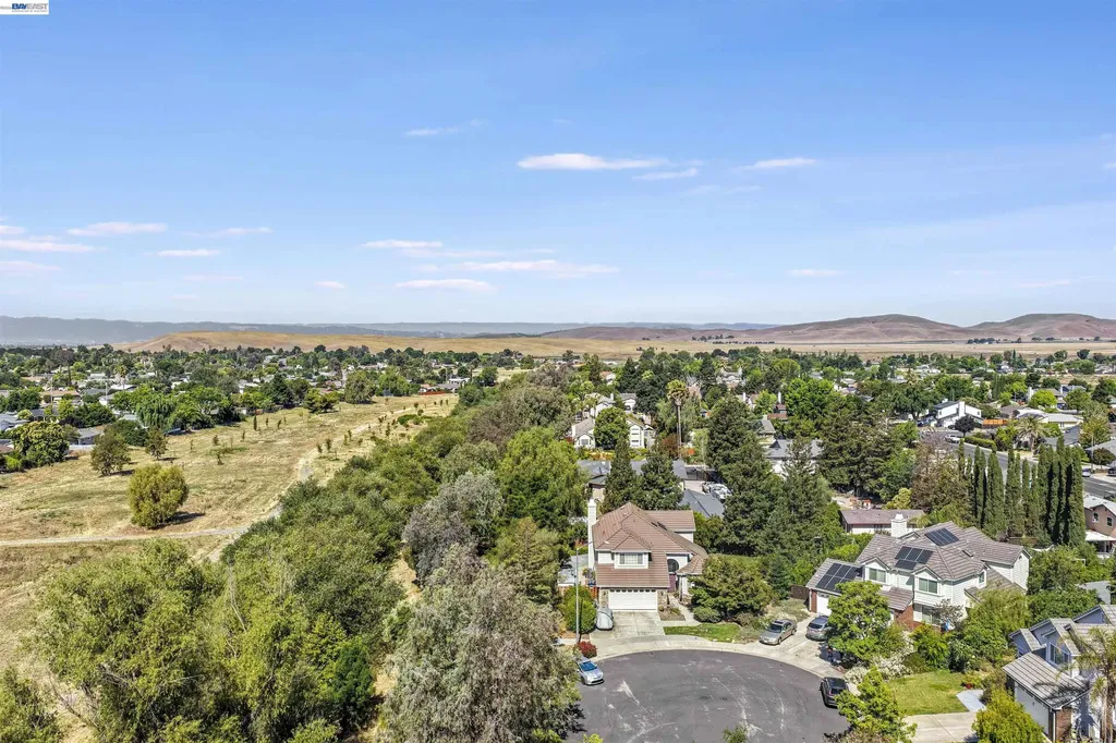 1596 Heather Lane Livermore CA 94551