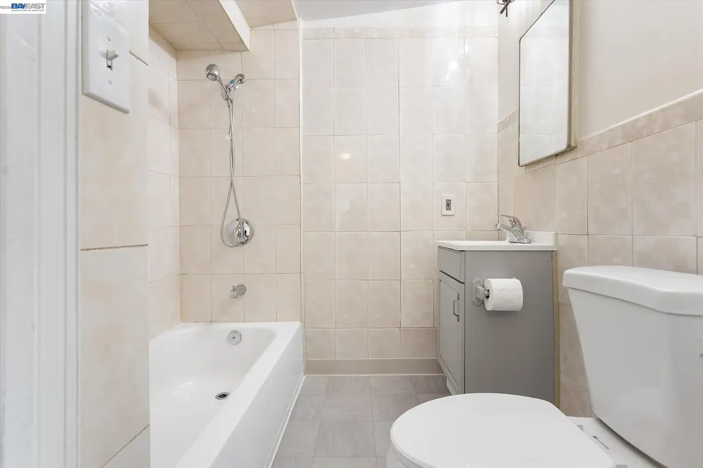 17265 Via Primero San Lorenzo CA 94580
