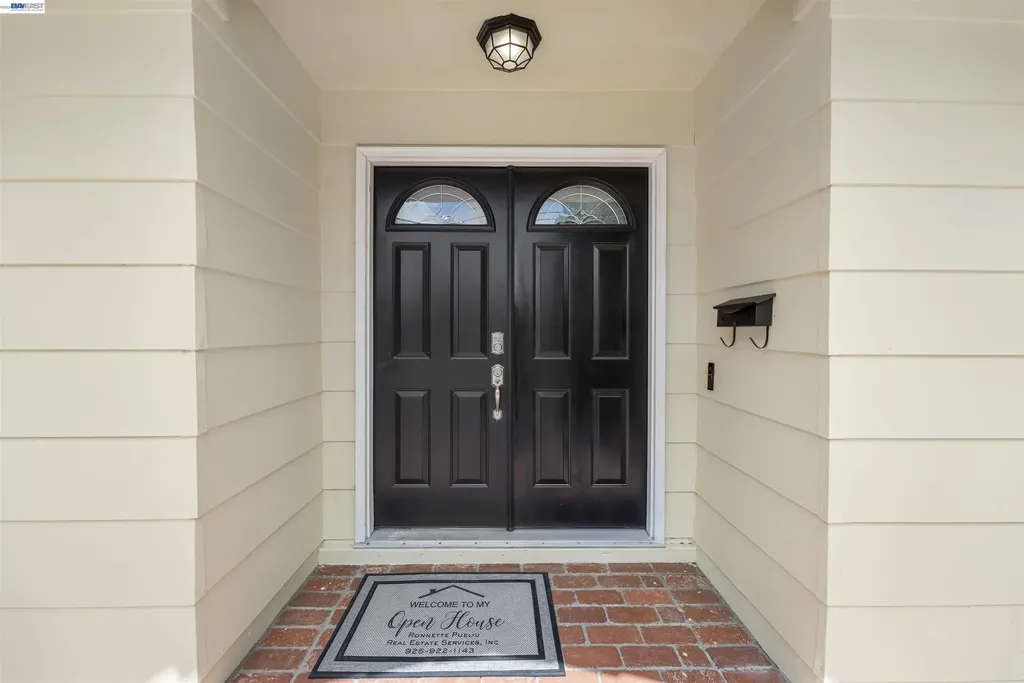 743 Ventura Drive Pittsburg CA 94565