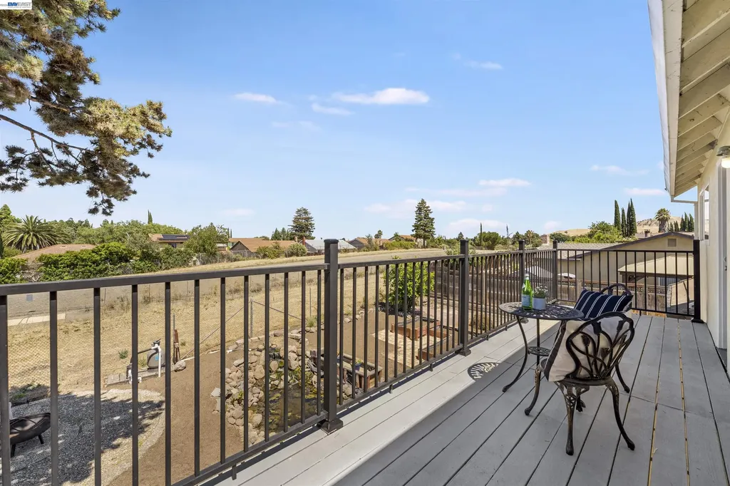 743 Ventura Drive Pittsburg CA 94565
