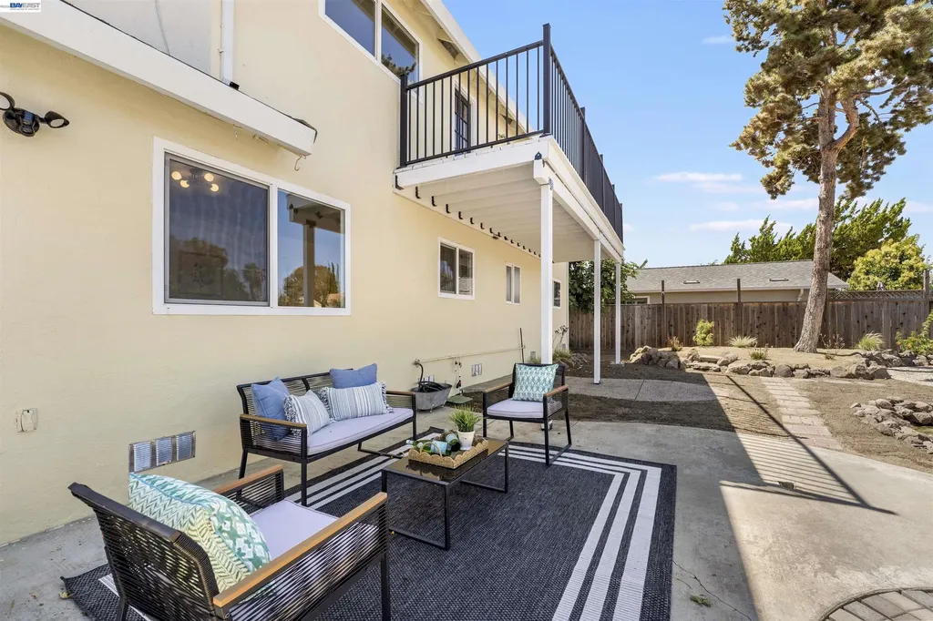 743 Ventura Drive Pittsburg CA 94565