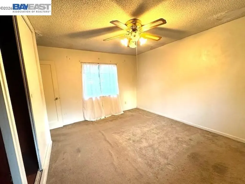 72 Andrew Avenue Pittsburg CA 94565