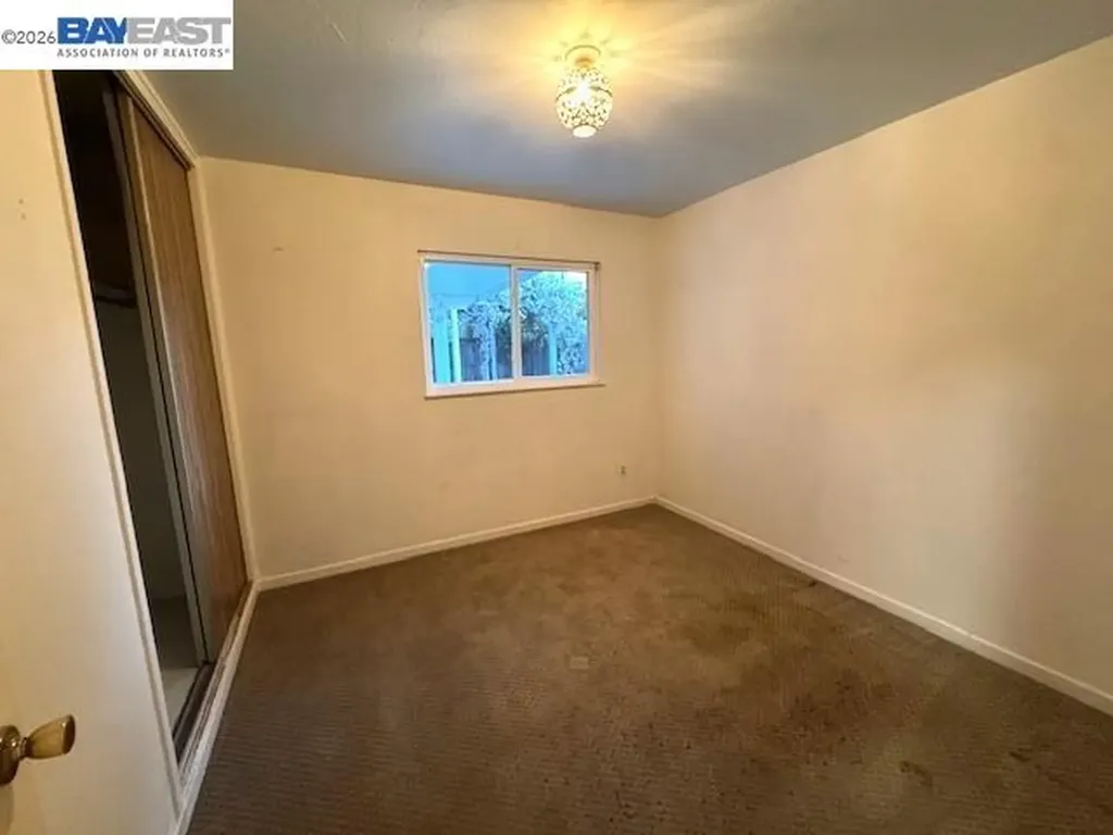 72 Andrew Avenue Pittsburg CA 94565