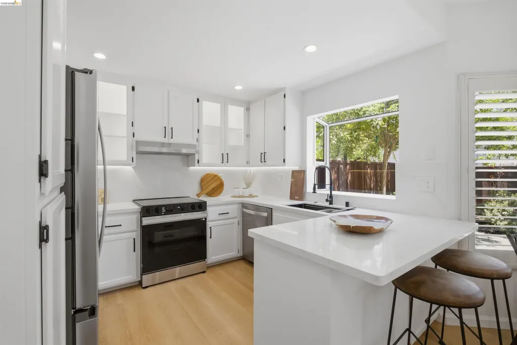18911 Sydney Circle Castro Valley CA 94546