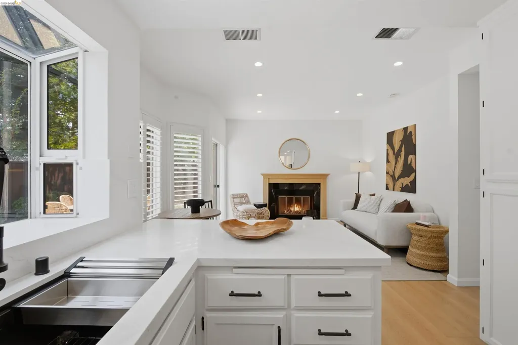 18911 Sydney Circle Castro Valley CA 94546