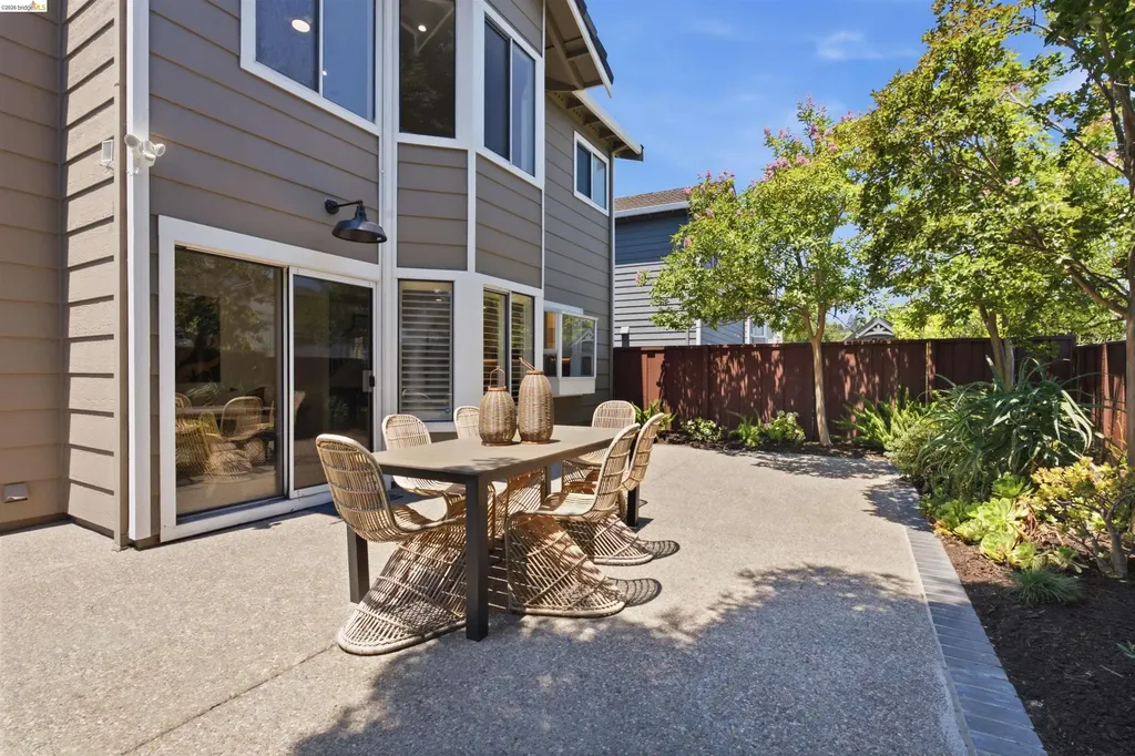18911 Sydney Circle Castro Valley CA 94546