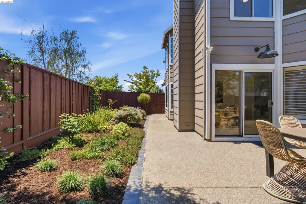 18911 Sydney Circle Castro Valley CA 94546