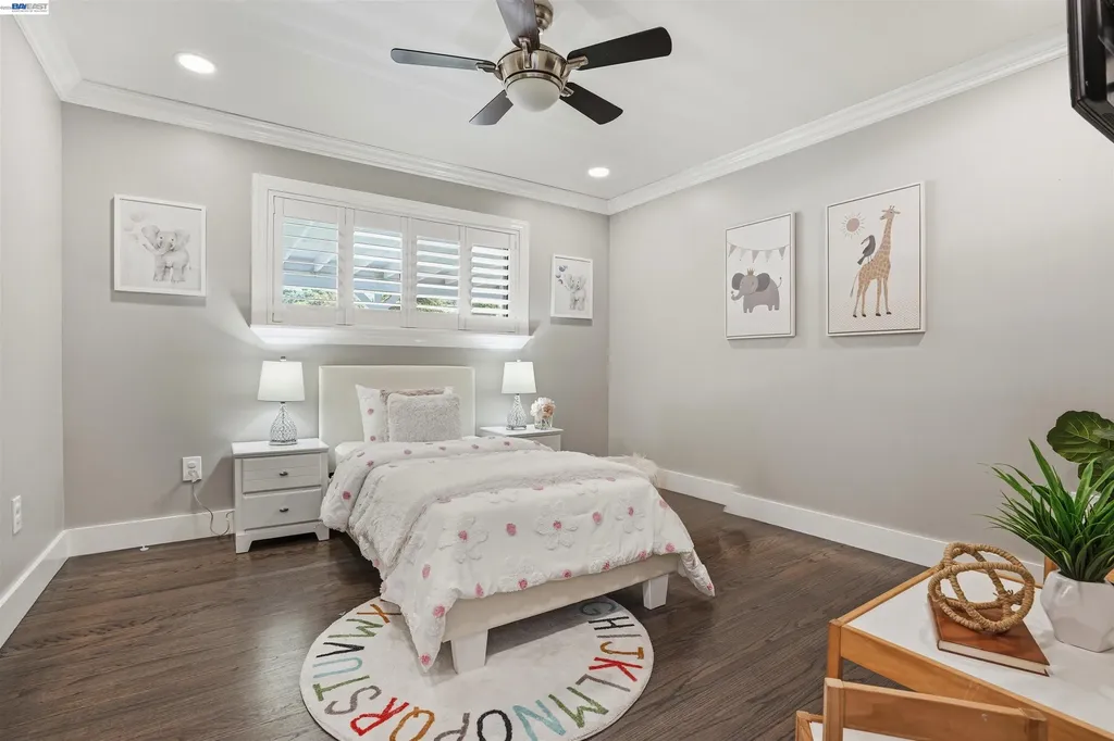 3910 Oak Hill Road Oakland CA 94605