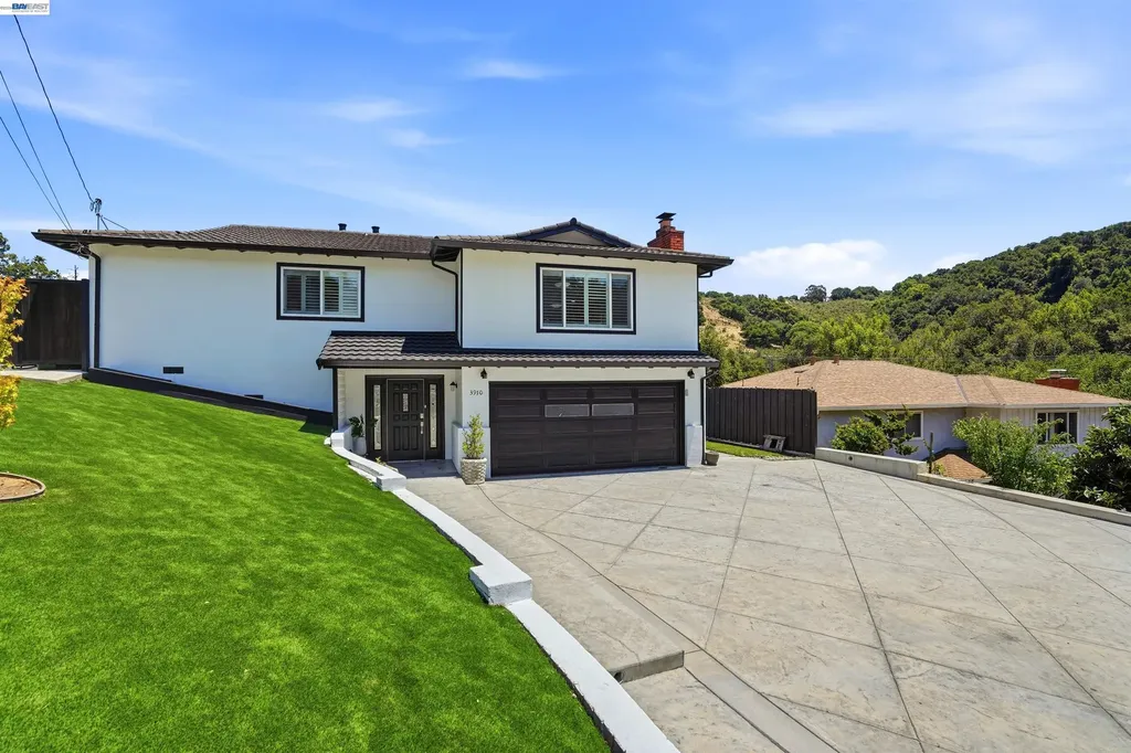 3910 Oak Hill Road Oakland CA 94605