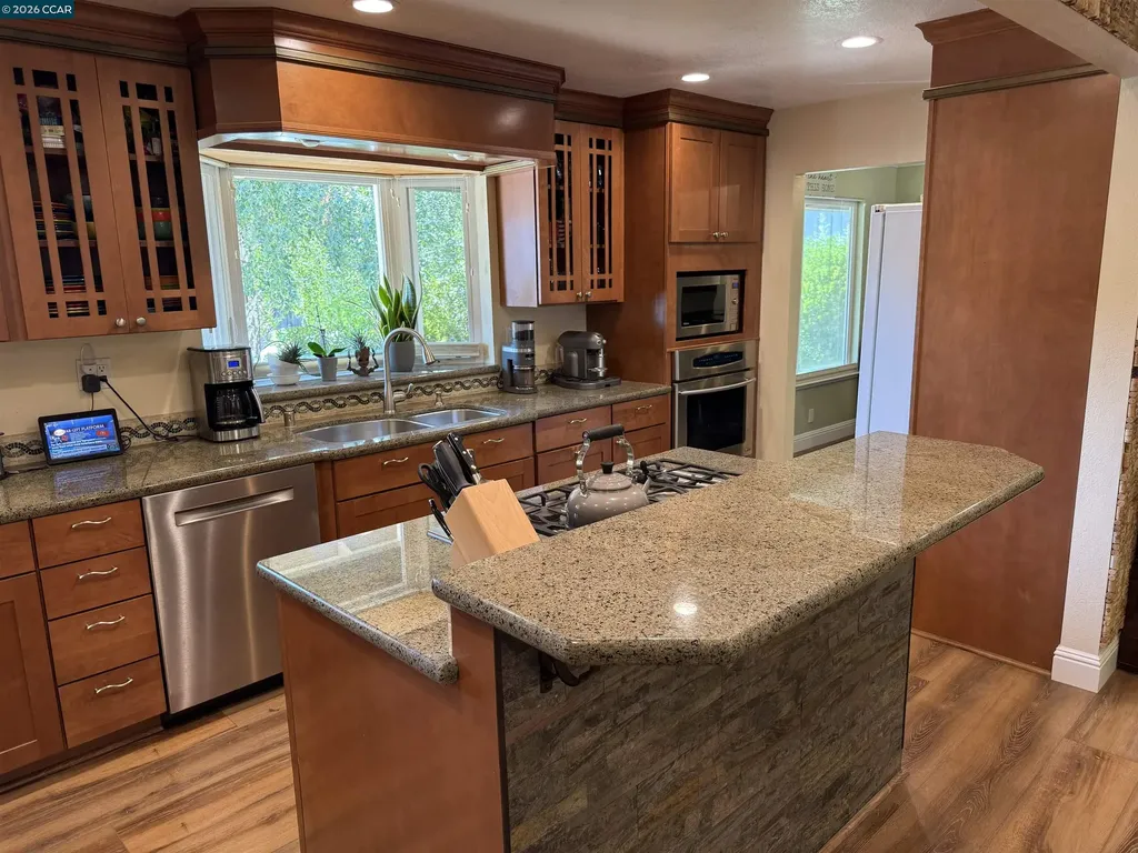 11 Mt Lee Place Clayton CA 94517