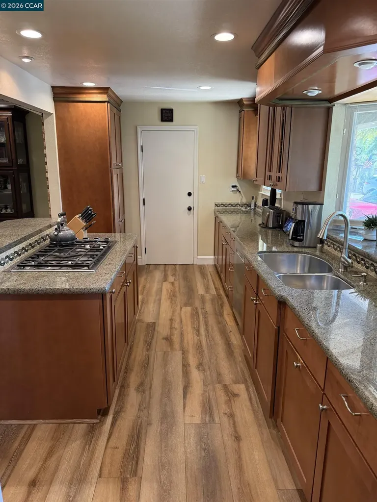 11 Mt Lee Place Clayton CA 94517