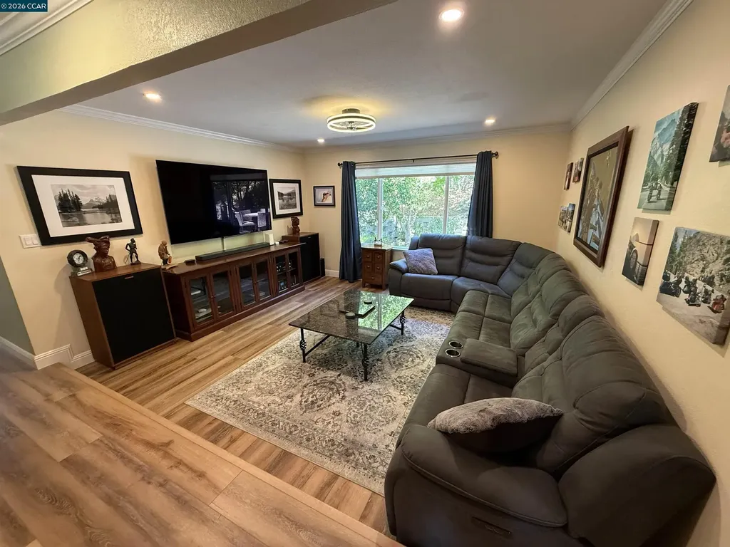 11 Mt Lee Place Clayton CA 94517