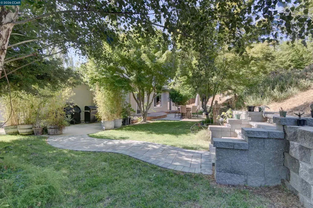 11 Mt Lee Place Clayton CA 94517