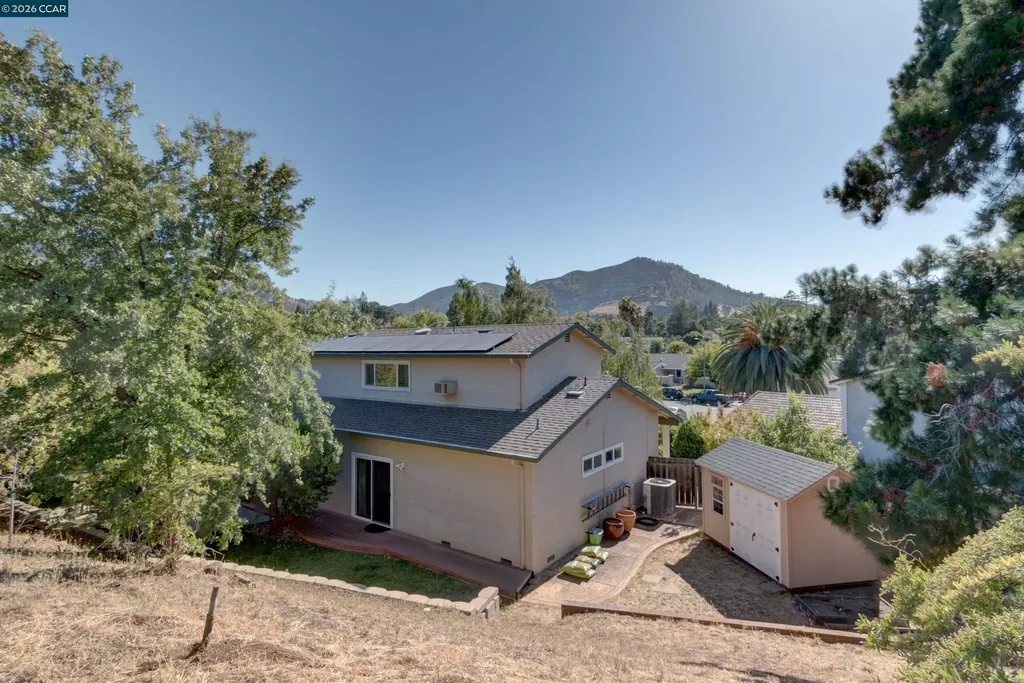 11 Mt Lee Place Clayton CA 94517