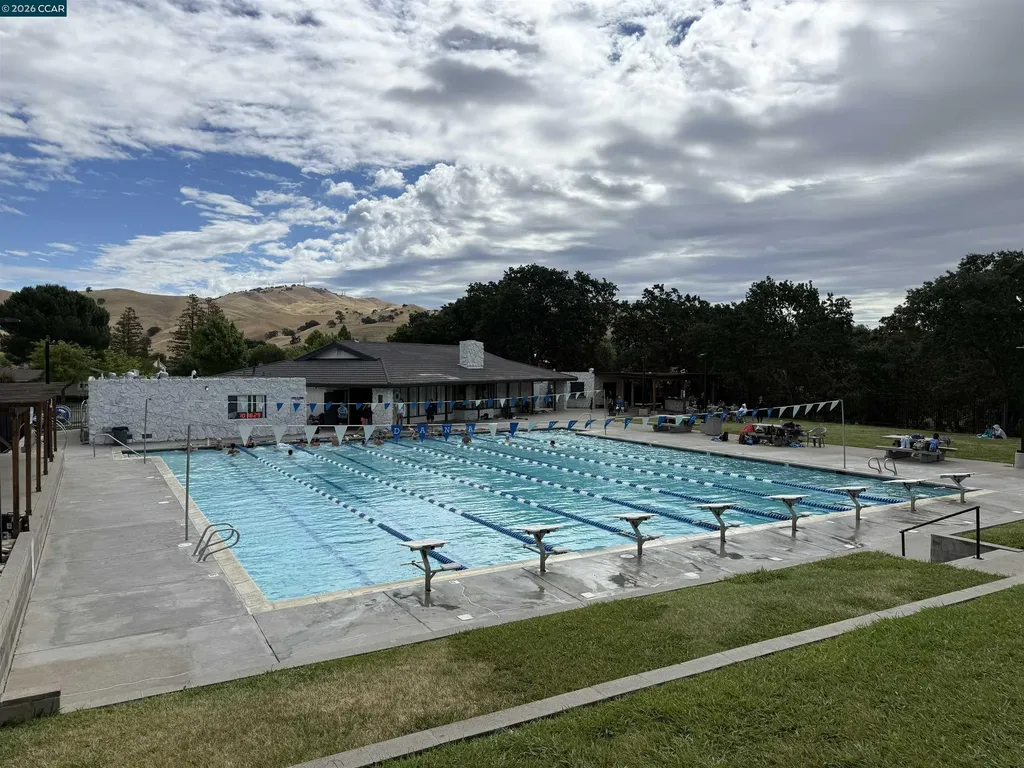 11 Mt Lee Place Clayton CA 94517