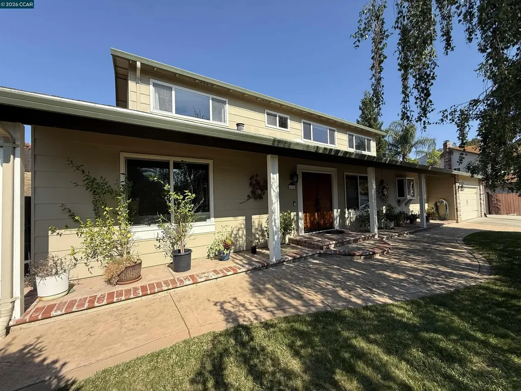 11 Mt Lee Place Clayton CA 94517