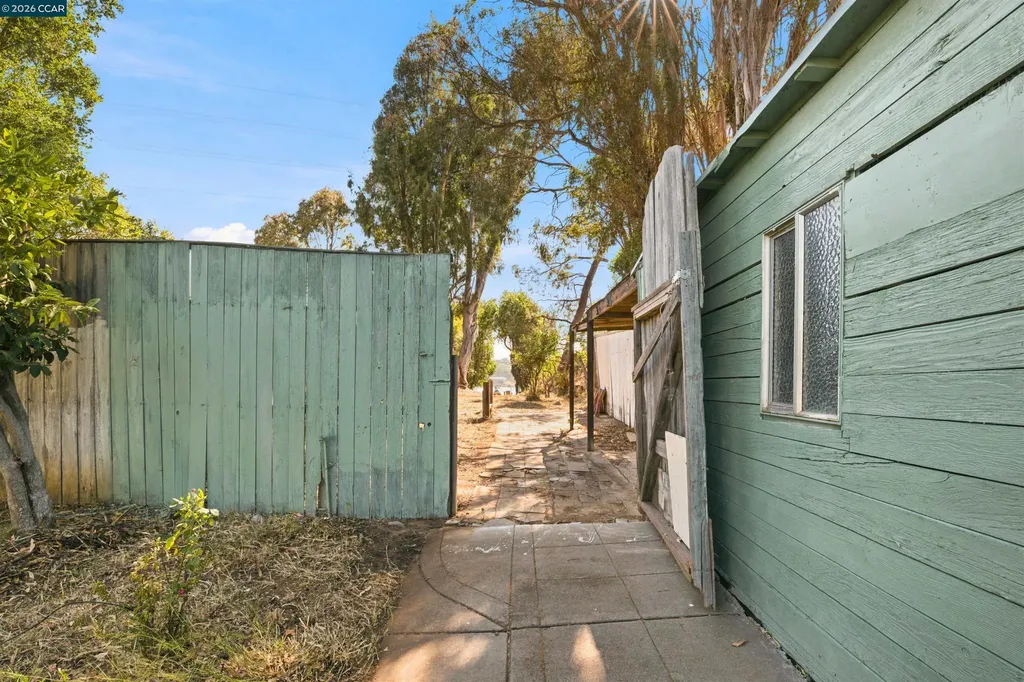 306 Winchester Street Vallejo CA 94590