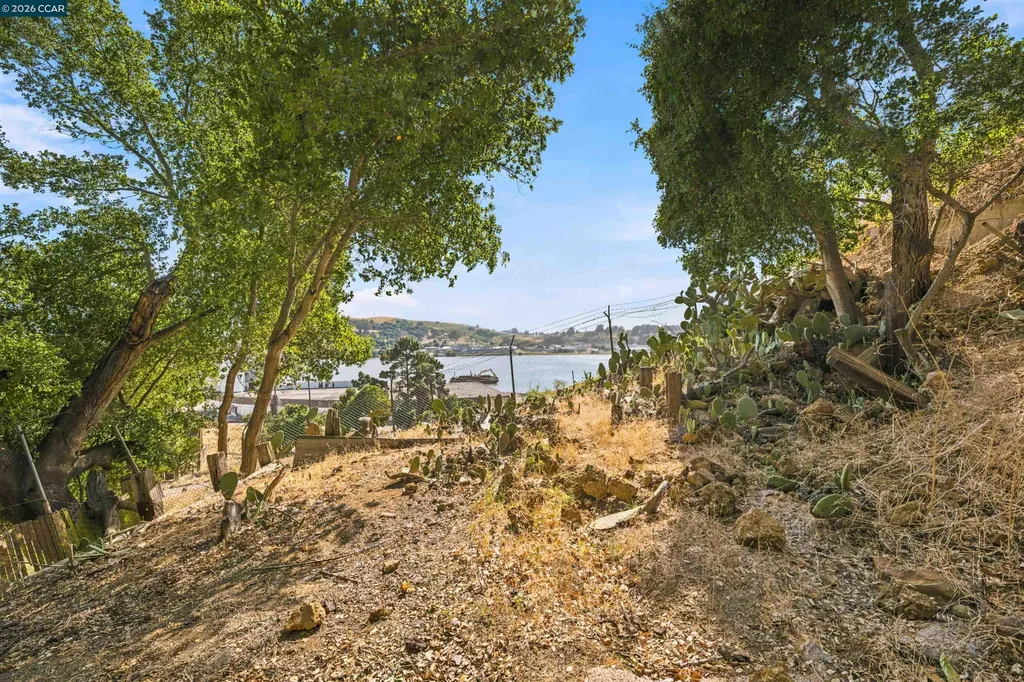 306 Winchester Street Vallejo CA 94590