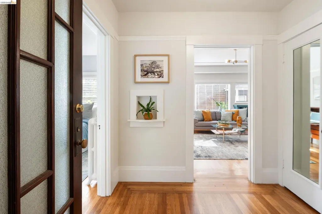 2525 Ashby Avenue Berkeley CA 94705