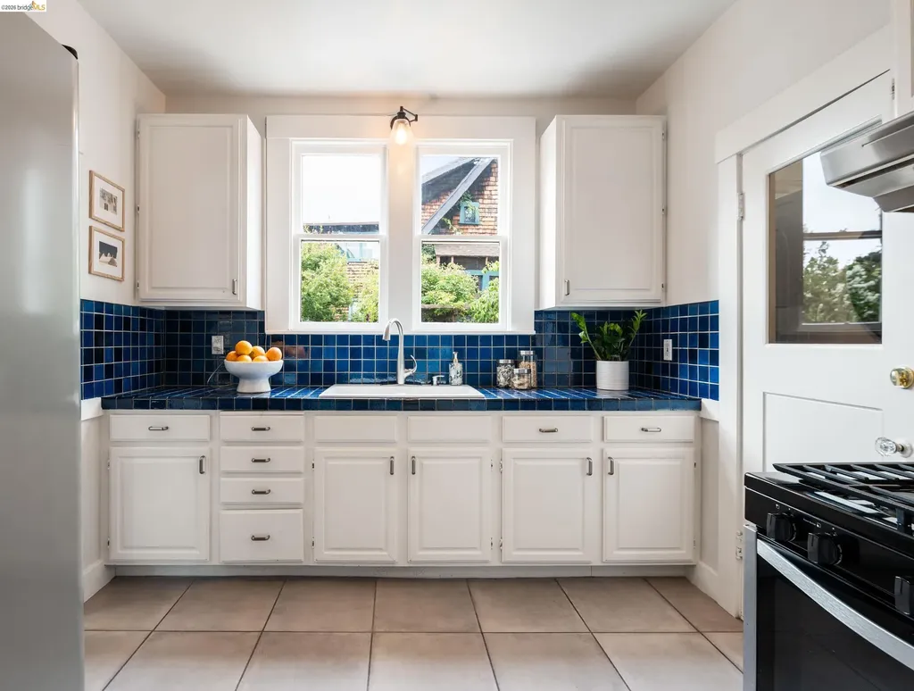 2525 Ashby Avenue Berkeley CA 94705