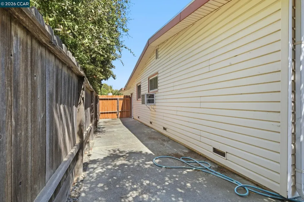 507 Los Cerritos Drive Vallejo CA 94589