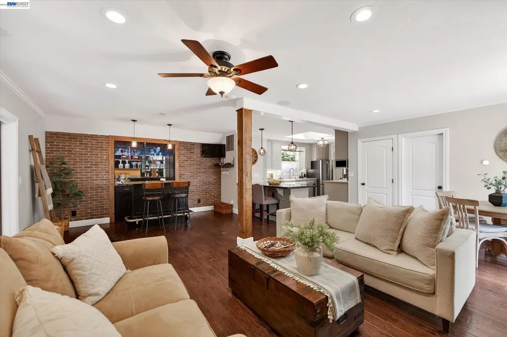 4687 Second Street Pleasanton CA 94566