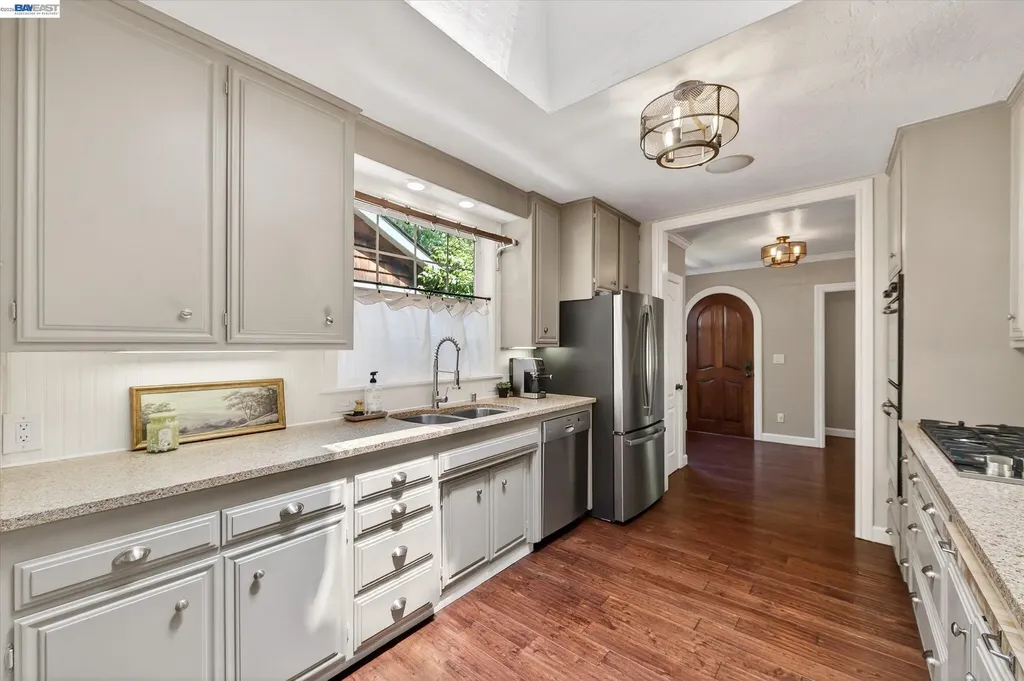 4687 Second Street Pleasanton CA 94566