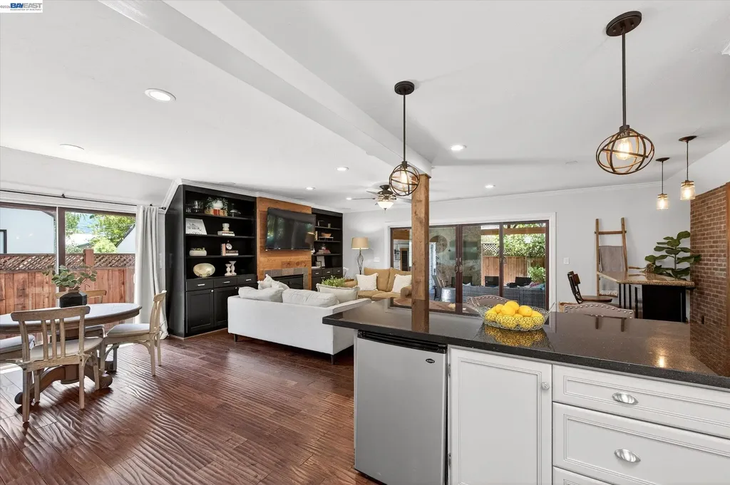 4687 Second Street Pleasanton CA 94566