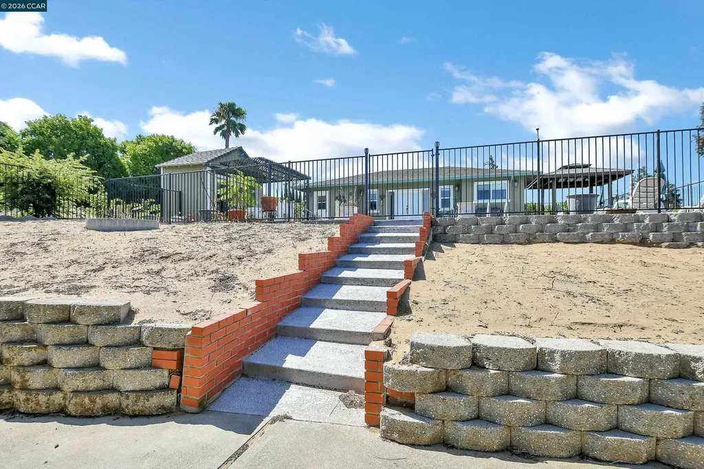 2791 Vine Hill Road Oakley CA 94561
